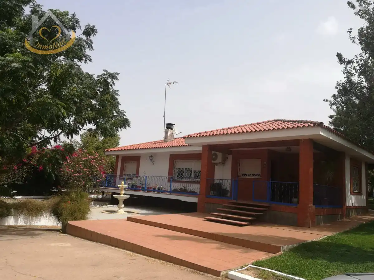 Vista exterior de Casa o chalet en venta en Cartaya con Aire acondicionado, Jardín privado y Terraza