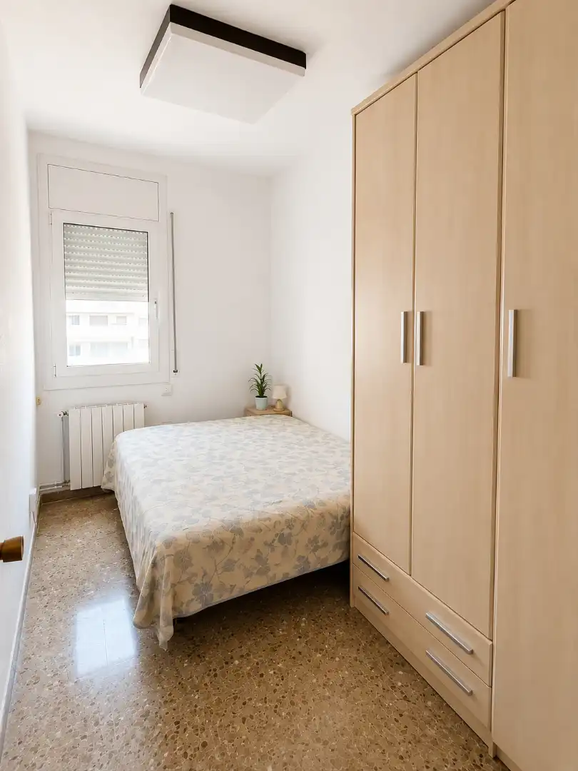 Bedroom of Flat for sale in Cornellà de Llobregat  with Air Conditioner, Heating and Balcony