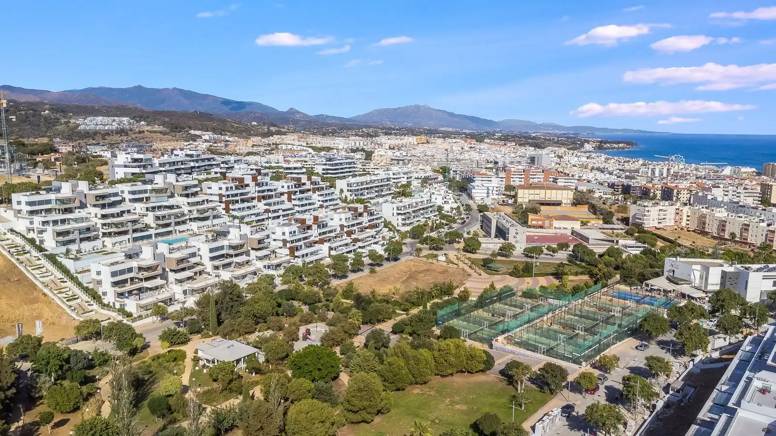 Apartament amb piscina en venda a Calle Eslovenia 5, imagen 12