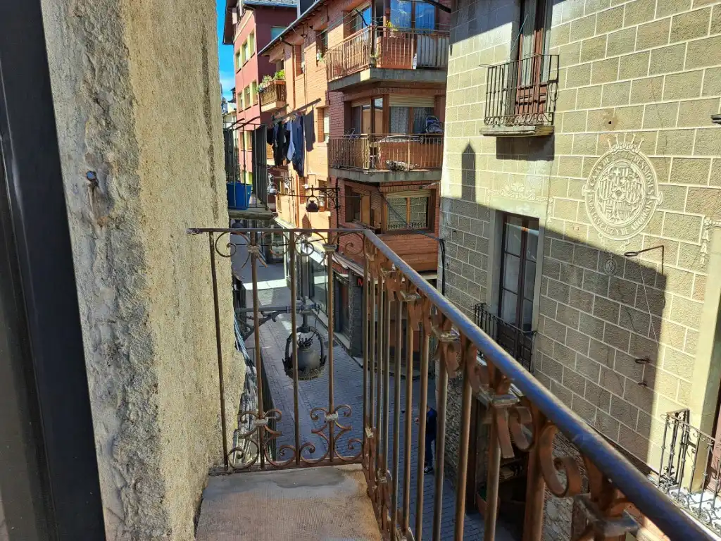 Terraza de Apartamento de alquiler en Puigcerdà con Calefacción, Parquet y Horno