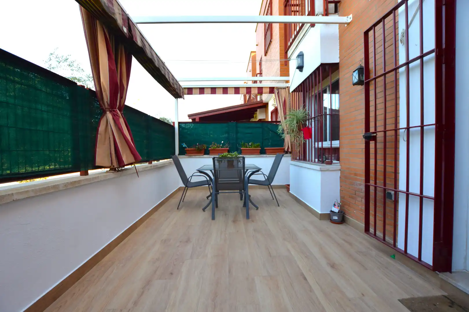 Terrassa de Casa adosada en venda en Bormujos amb Aire condicionat, Calefacció i Terrassa