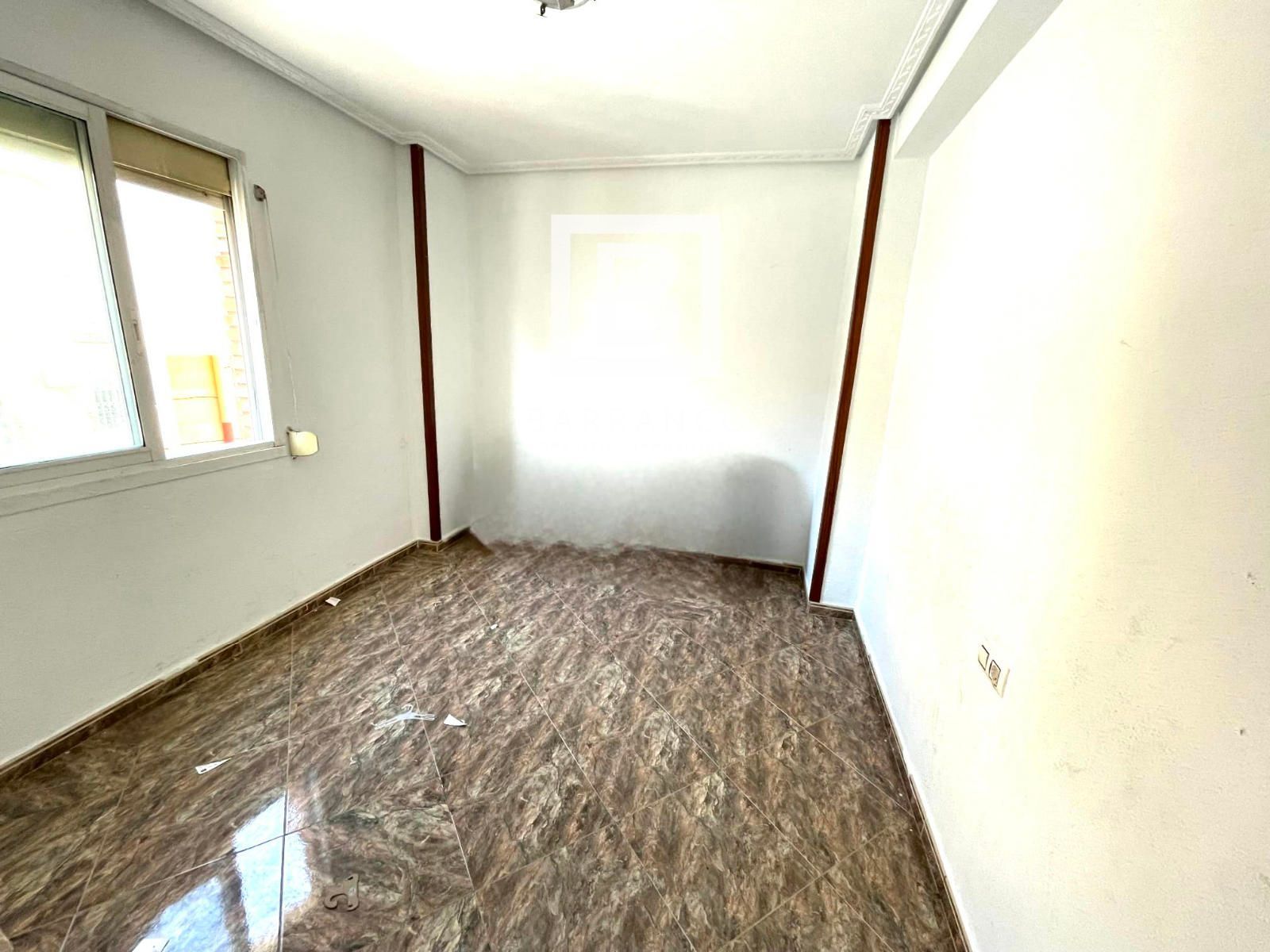 Flat for sale in  Jaén Capital
