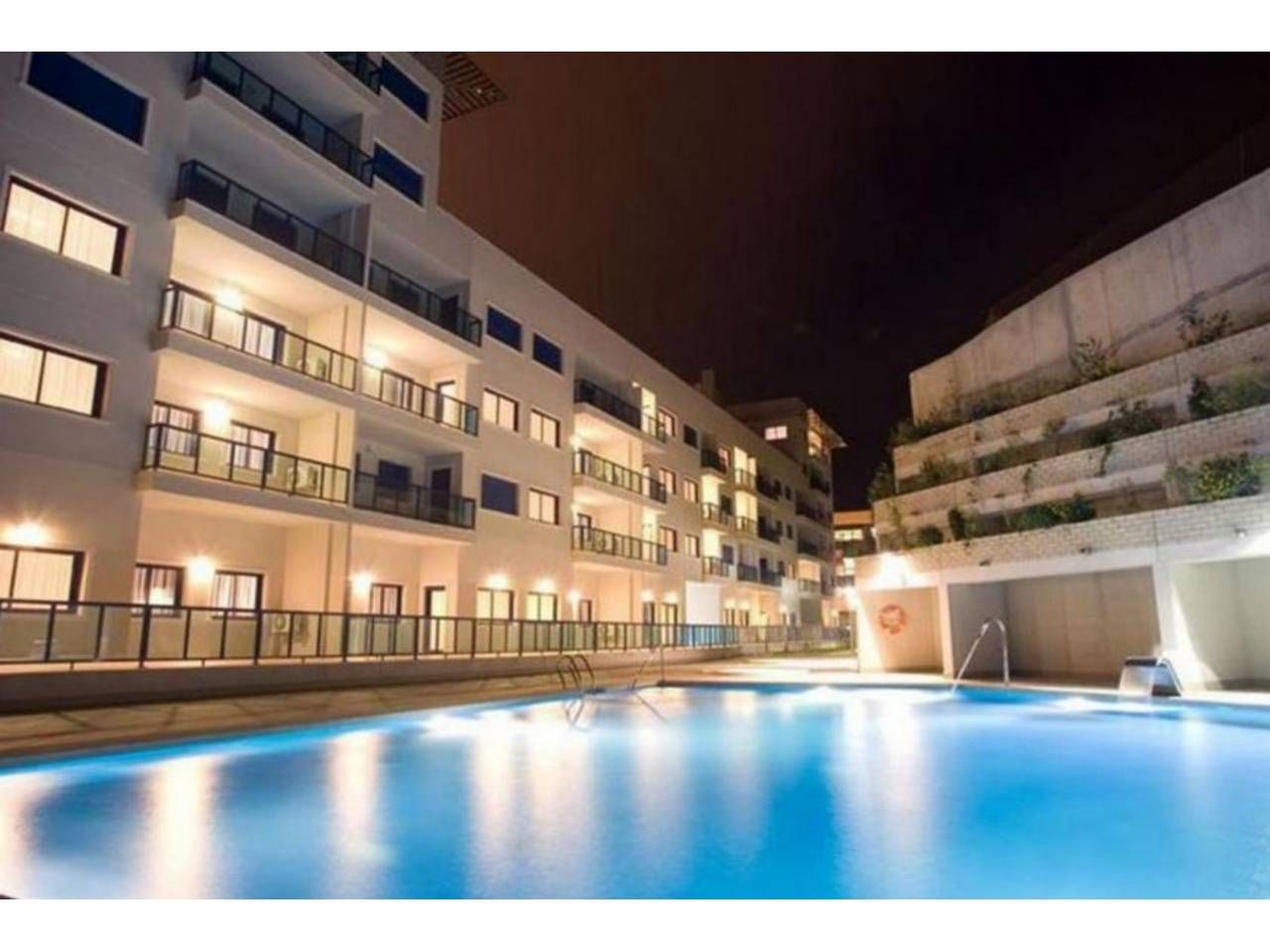 Piscina de Pis en venda en Alicante / Alacant amb Aire condicionat, Terrassa i Moblat