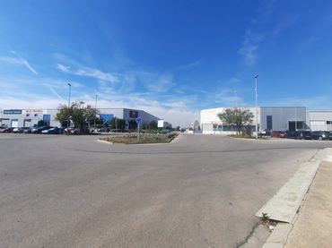 Industrial building for sale in Carrer de L'Històric Regne de València 20