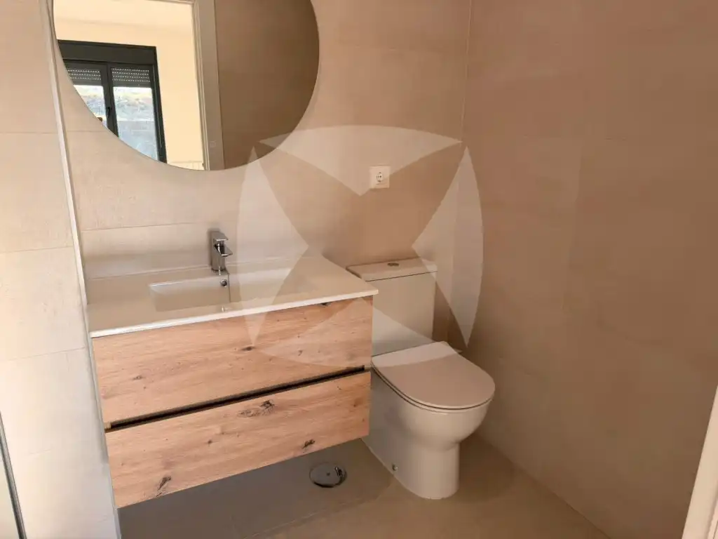 Bany de Pis de lloguer en Badajoz amb Aire condicionat, Jardí privat i Terrassa