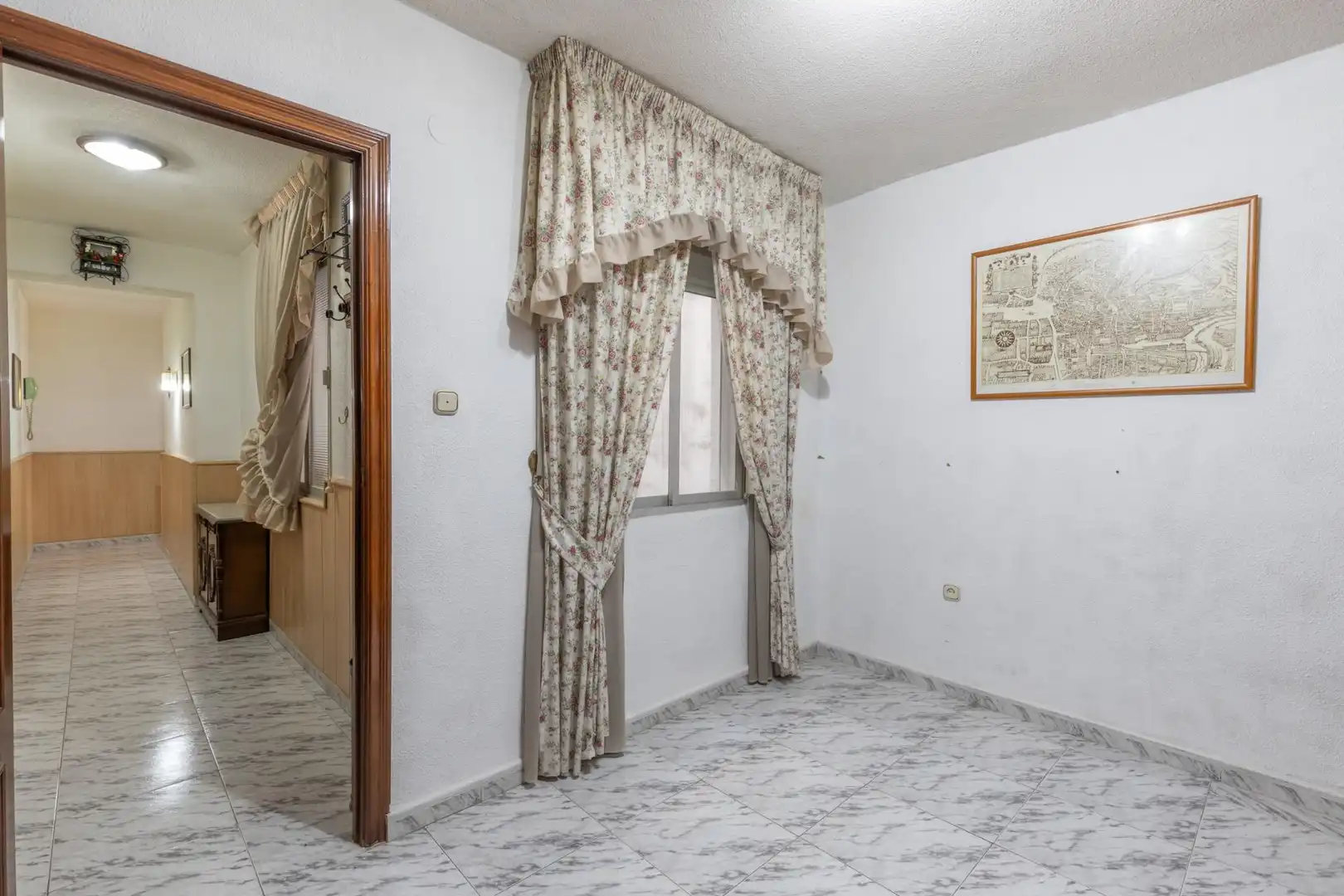 Habitación de Piso en venta en Granada con Aire acondicionado y Balcón