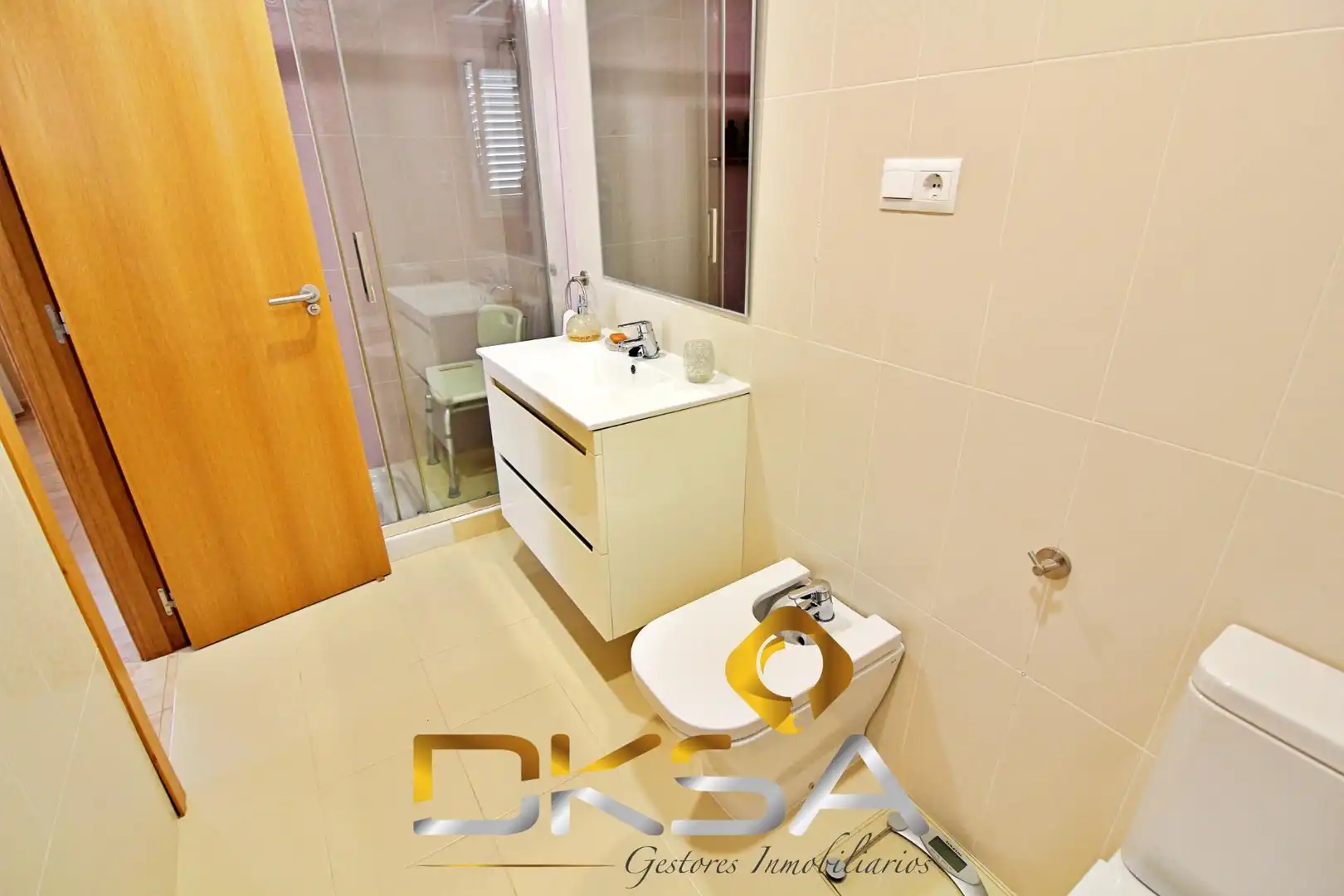 Bany de Casa o xalet en venda en Oropesa del Mar / Orpesa amb Aire condicionat, Jardí privat i Terrassa