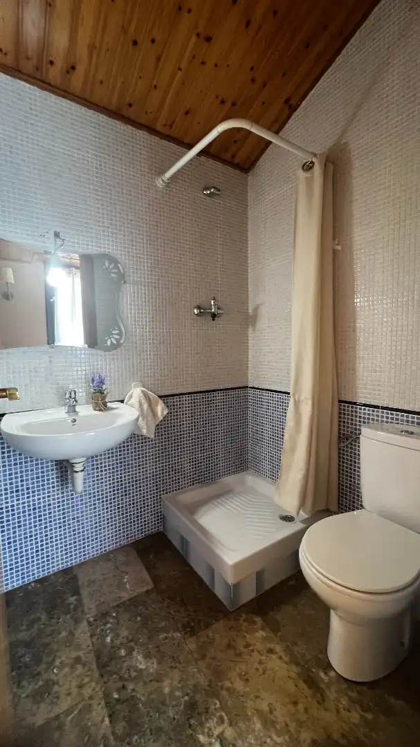 Baño de Dúplex en venta en Terrassa con Calefacción, Terraza y Horno