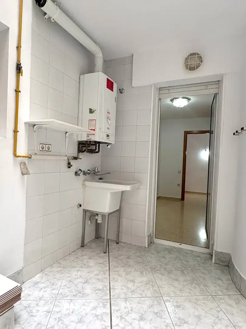 Bathroom of Flat for sale in Terrassa  with Heating, Terrace and Oven
