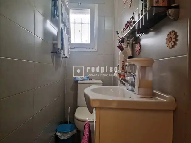 Bany de Pis en venda en Madrid amb Calefacció