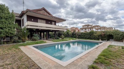 Foto 2 de Casa o chalet en venta en Avenida Huetor Vega, 17, Cájar, Granada