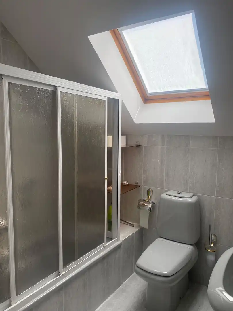 Baño de Casa o chalet en venta en Lugo con Calefacción, Piscina y Amueblado