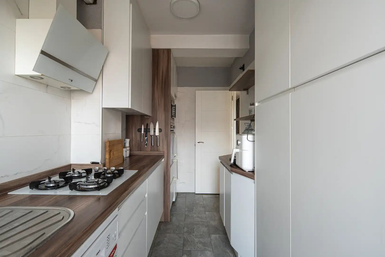 Kitchen of Flat for sale in Granada  with Air Conditioner, Parquet flooring and Terrace