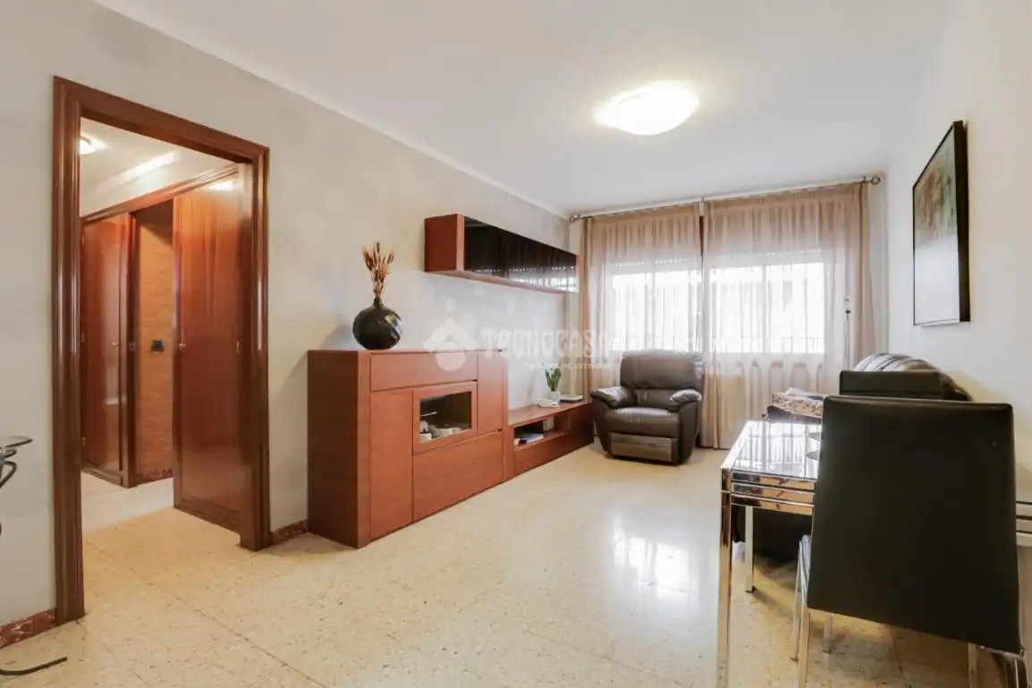 Sala d'estar de Pis en venda en Montcada i Reixac amb Calefacció