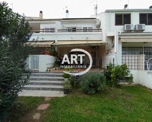 Jardí de Casa adosada en venda en Paterna amb Aire condicionat, Calefacció i Terrassa