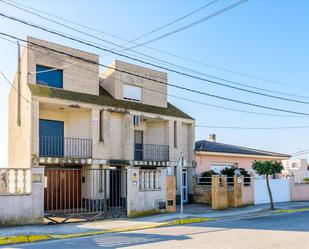 Exterior view of Single-family semi-detached for sale in Sant Jaume d'Enveja