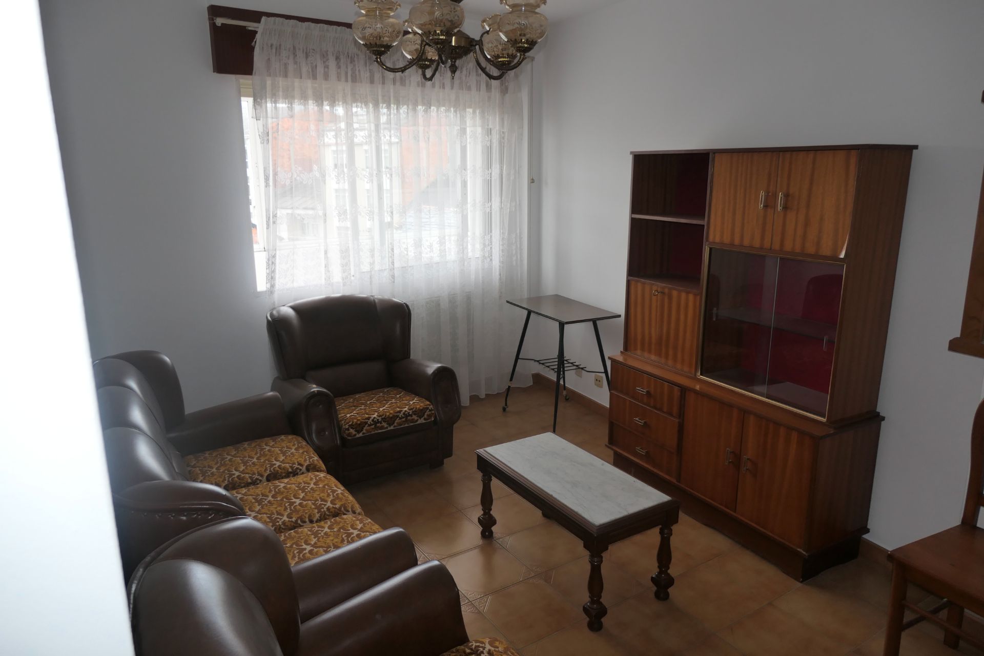Sala d'estar de Pis en venda en Lugo Capital amb Calefacció, Parquet i Traster