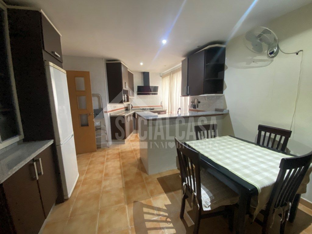 Flat to rent in N/A, Ciudad Jardín - Zoco