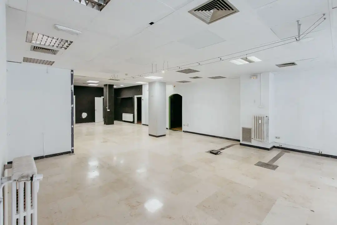 Local comercial de lloguer a Calle Zaragoza 3, imagen 2