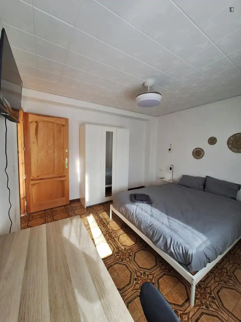 Habitación de Apartamento de alquiler en Alberic con Amueblado, Horno y Lavadora