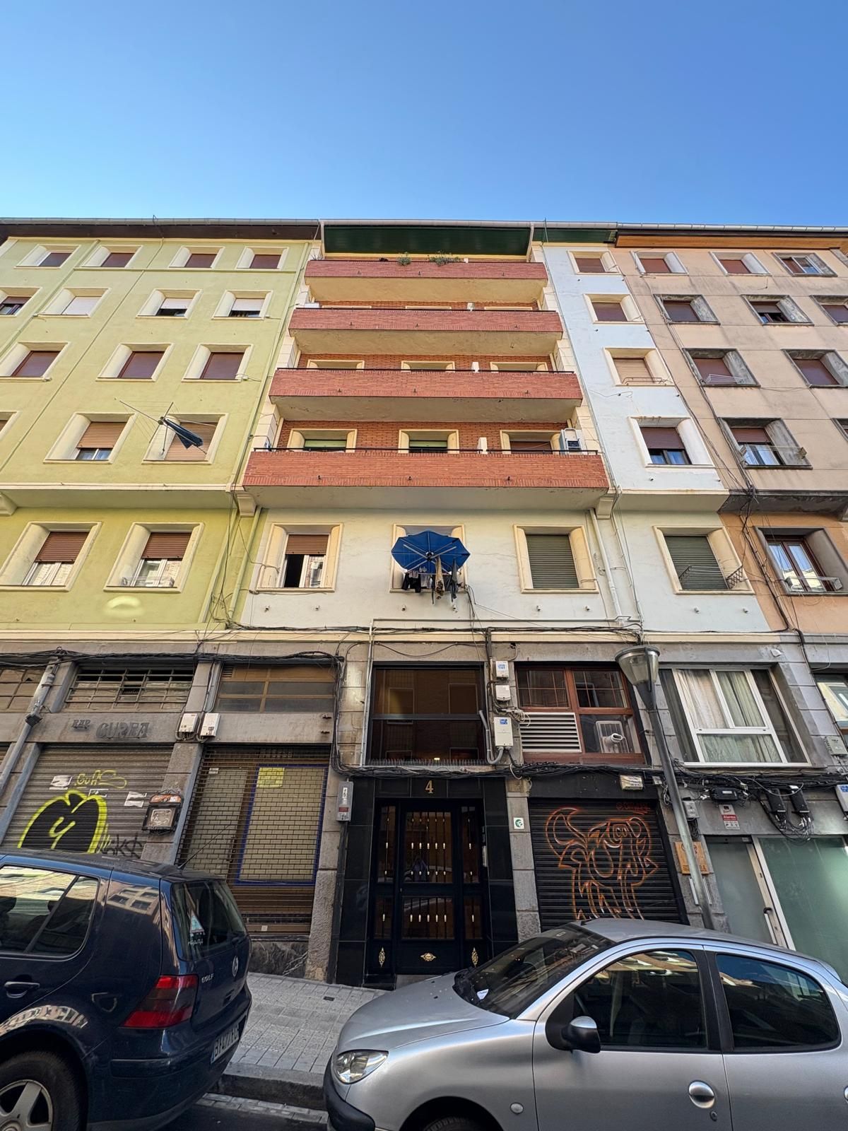 Planta baja for sale in Izaro Mendiaren Kalea, Barrio de Uribarri