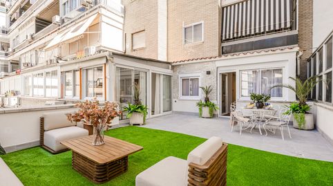 Exclusiva vivienda reformada con dos dormitorios y terraza de 35 m² en el corazón del barrio de Salamanca