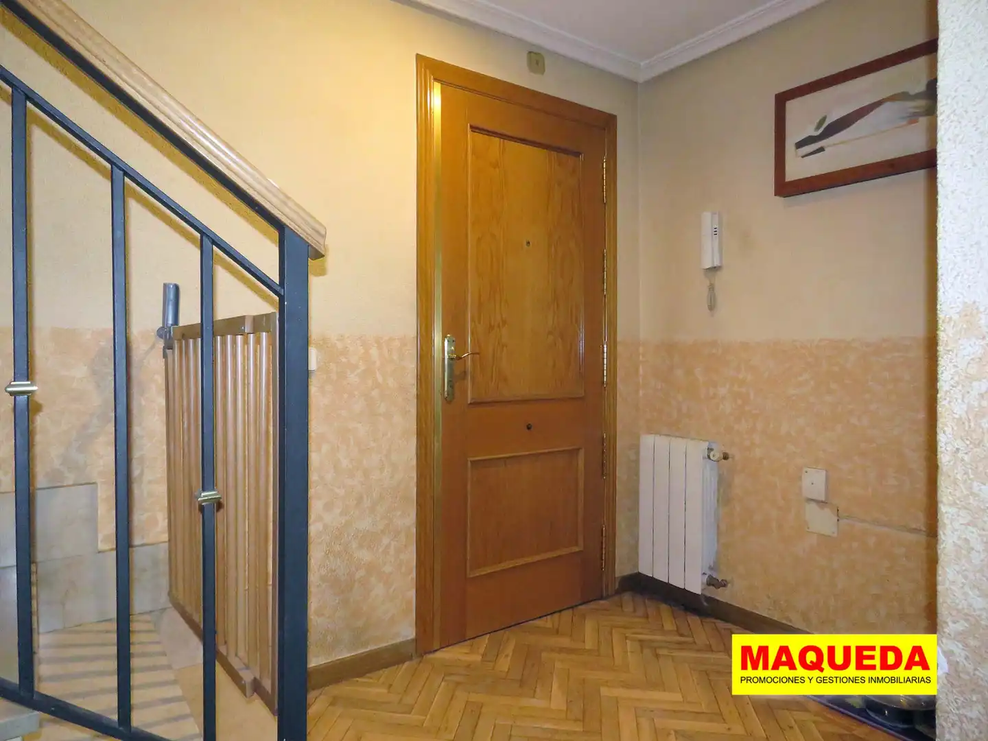 Maisonette zum Verkauf in Alcorcón mit Klimaanlage, Heizung und Parkett
