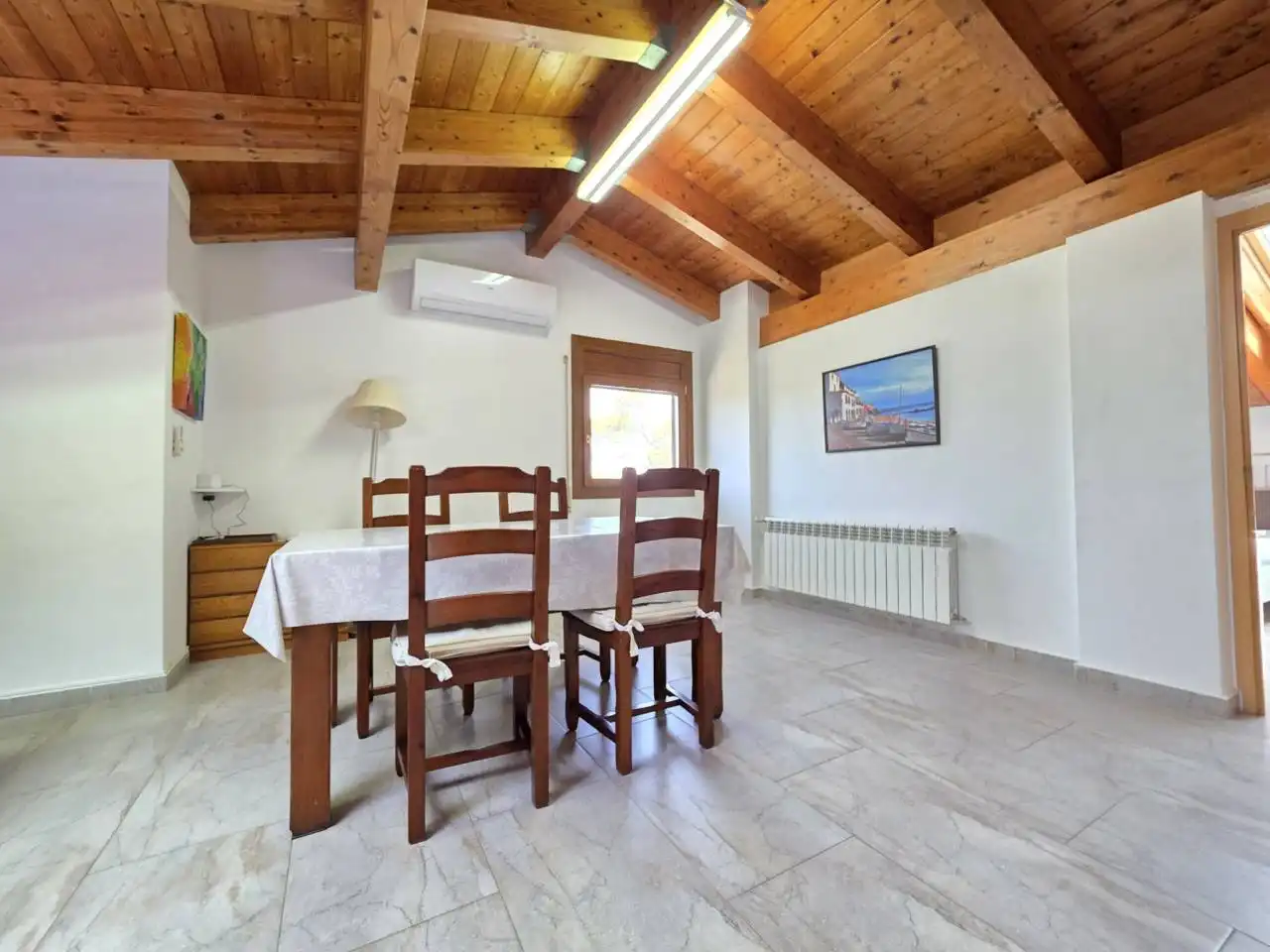Comedor de Casa o chalet en venta en Montcada i Reixac con Aire acondicionado, Calefacción y Jardín privado