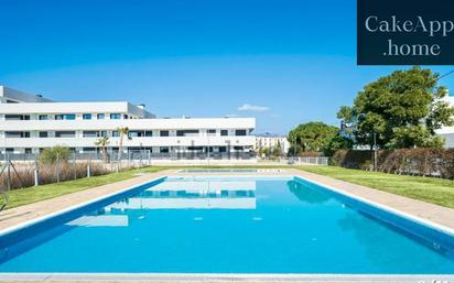 Piscina de Apartament en venda en L'Ametlla de Mar  amb Aire condicionat, Calefacció i Terrassa