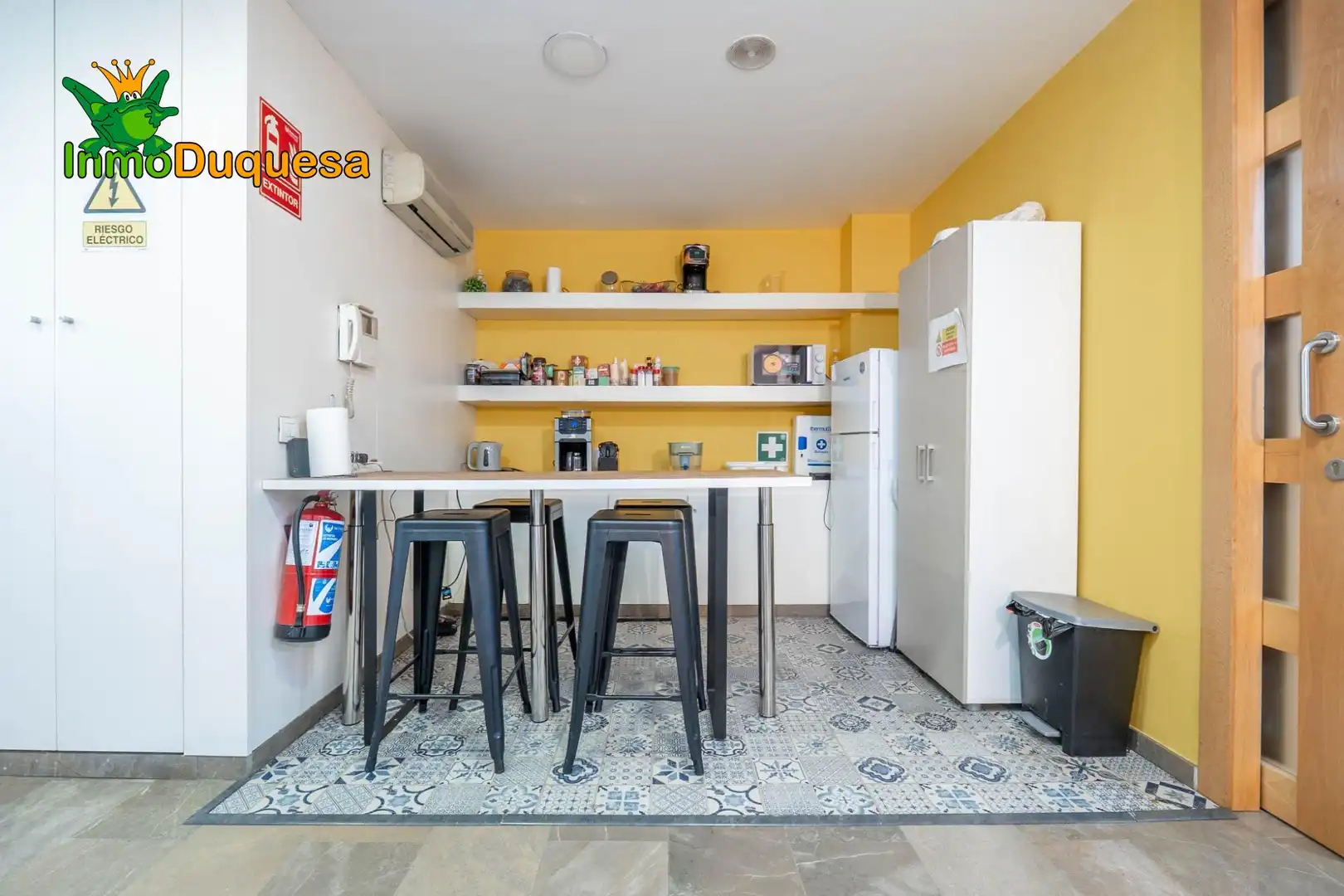 Cocina de Edificio en venta en Granada