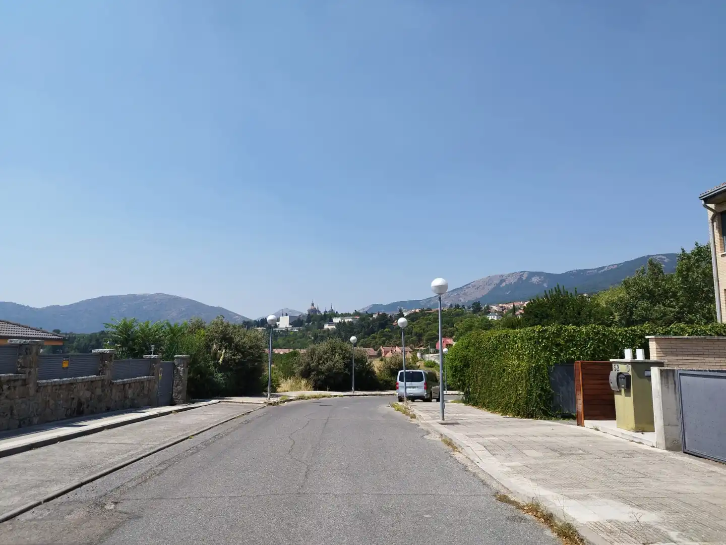 Exterior view of Detached homes for sale in El Escorial  with Heating, Private garden and Terrace