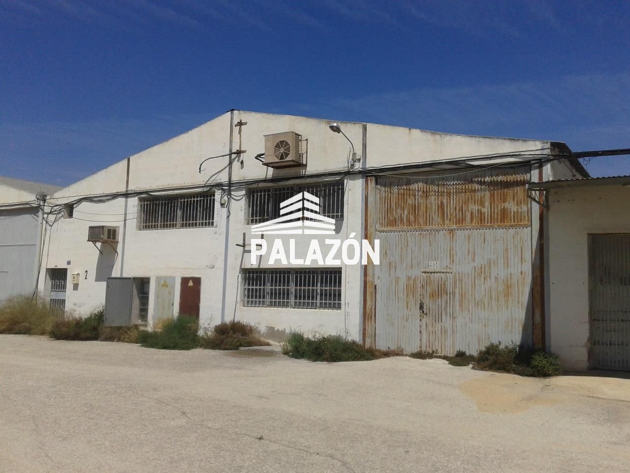 Nau industrial de lloguer a Crevillent
