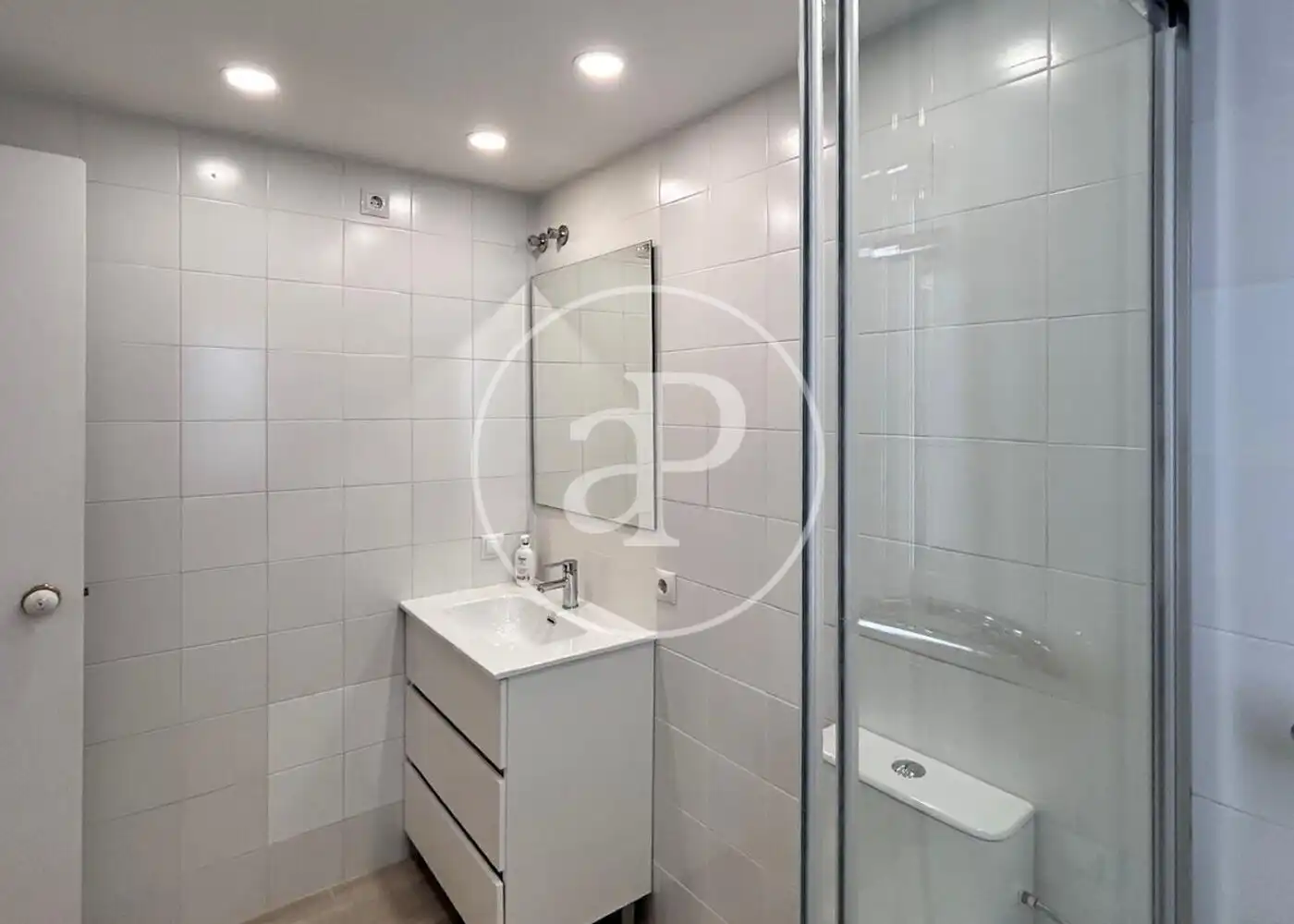 Bathroom of Flat for rent in Calvià  with Air Conditioner, Heating and Private garden