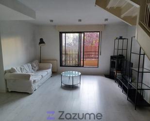 Living room of Flat to rent in Burgos Capital  with Heating, Terrace and Storage room
