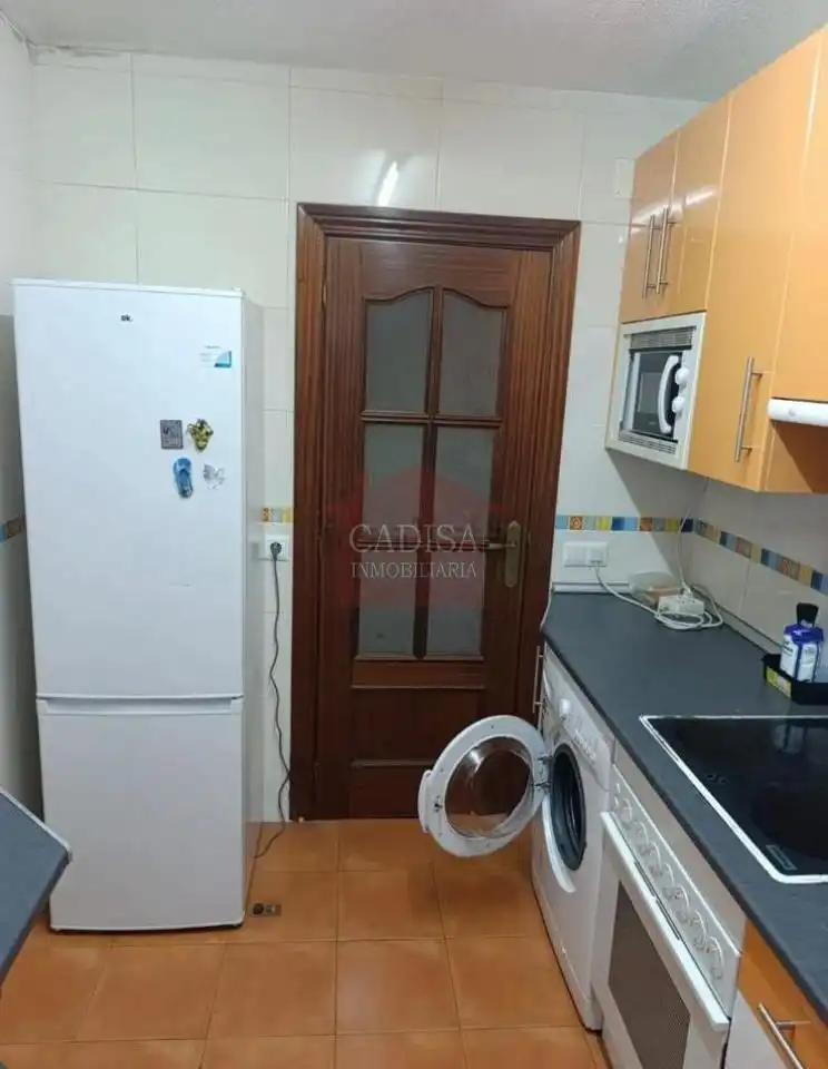 Flat with balcony to rent in San Bernardo - Carmelitas - Campus, imagen 14