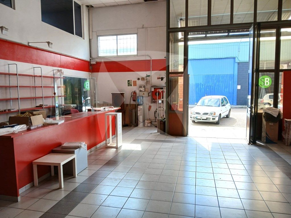 Industrial buildings for sale in Badajoz Capital