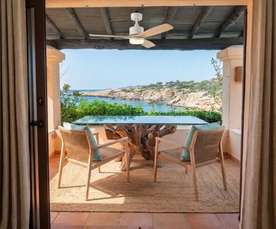 Casa pareada con terraza en venta en Carrer Zamora