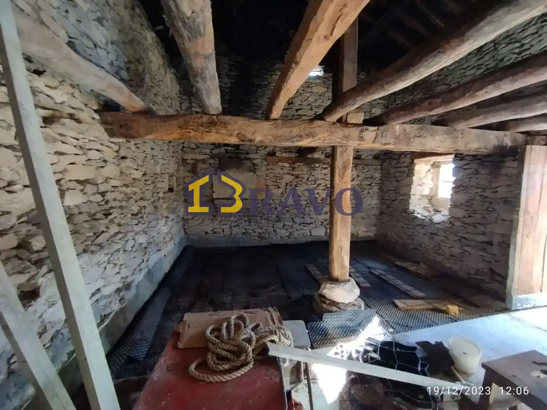 Casa o xalet en venda en Valle de Losa amb Calefacció