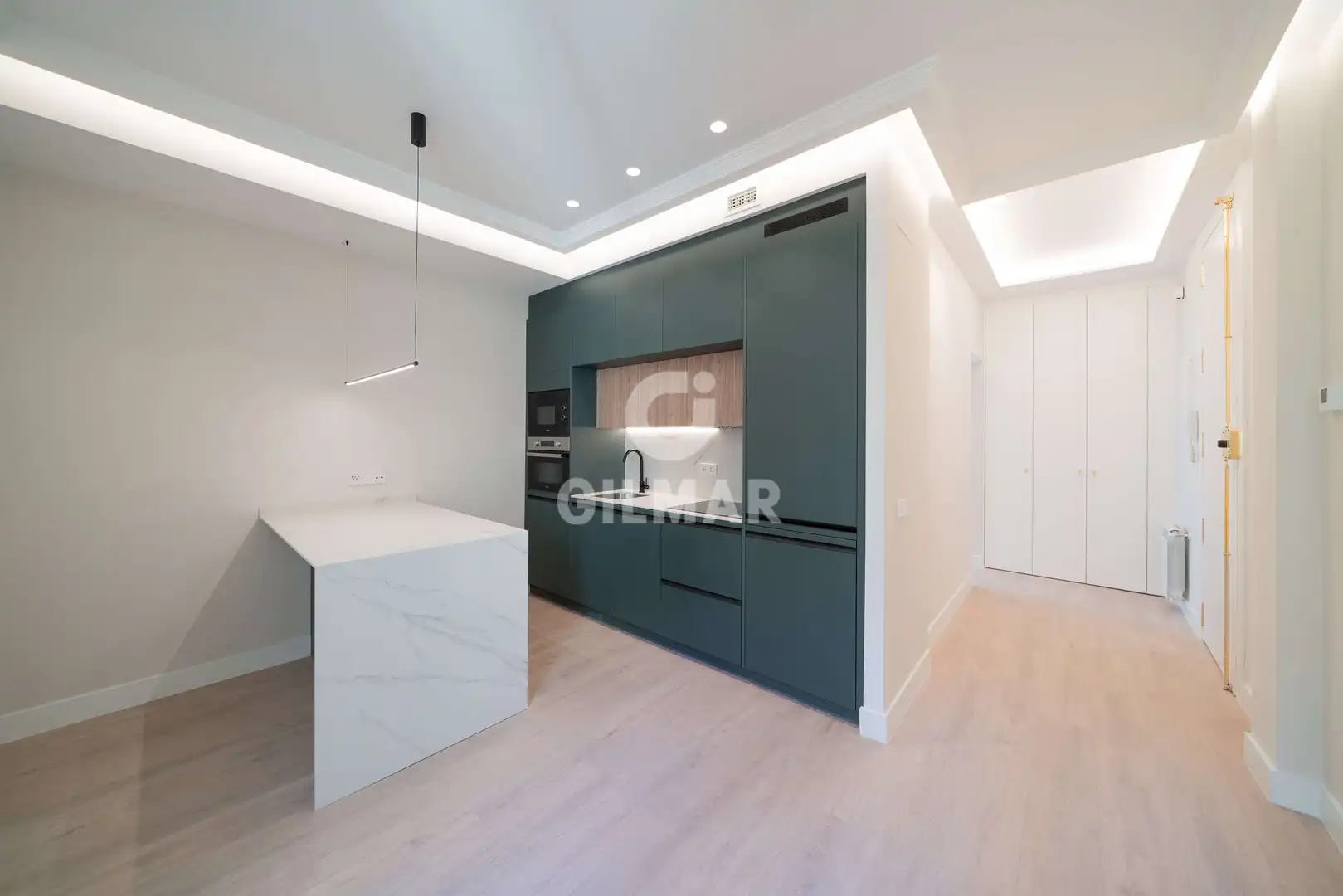Kitchen of Flat for sale in Madrid  with Heating and Storage room