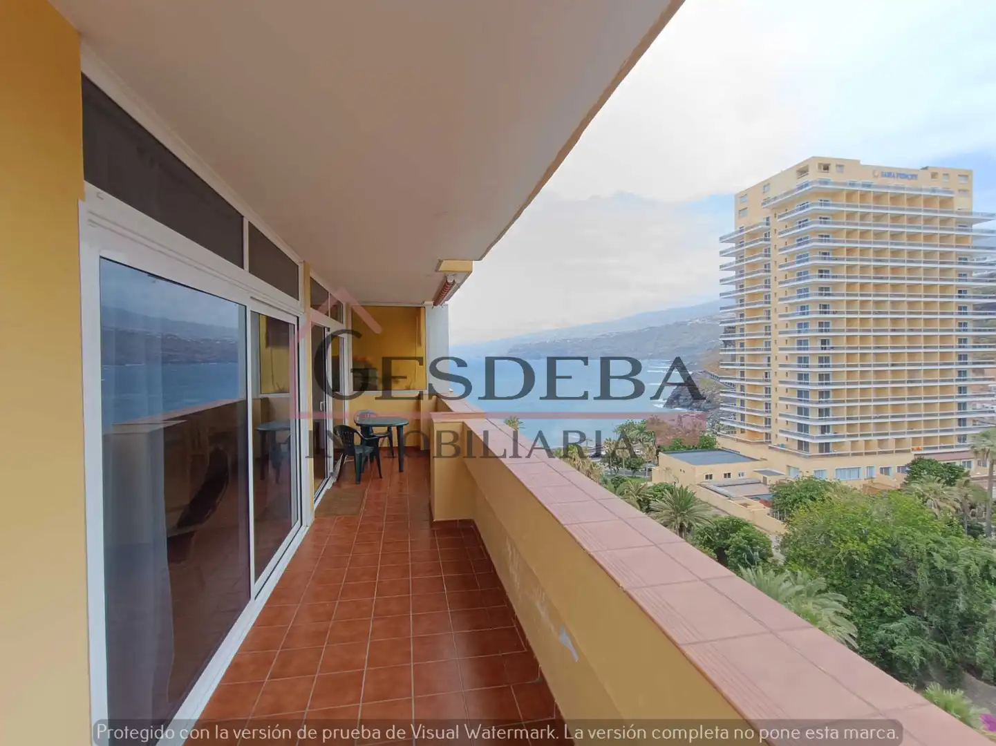 Apartament amb piscina en venda a Avenida Venezuela 14, imagen 2