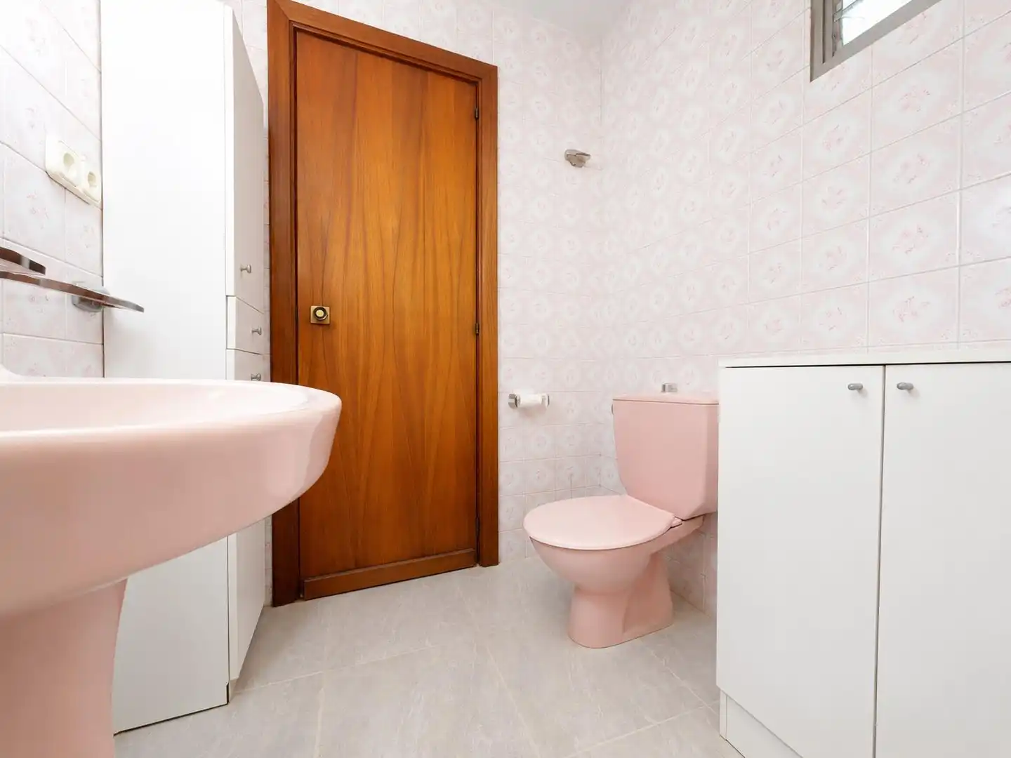 Bathroom of Houses for sale in Museros  with Terrace and Balcony