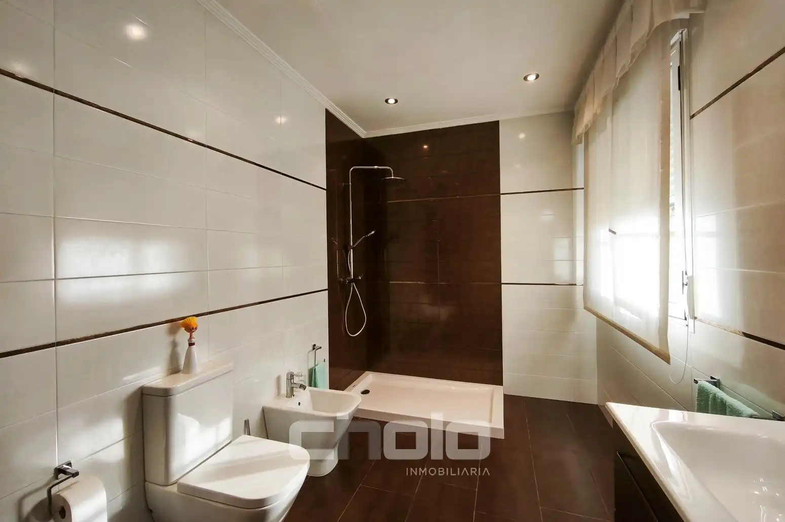 Bathroom of Houses for sale in Begonte  with Heating, Parquet flooring and Storage room