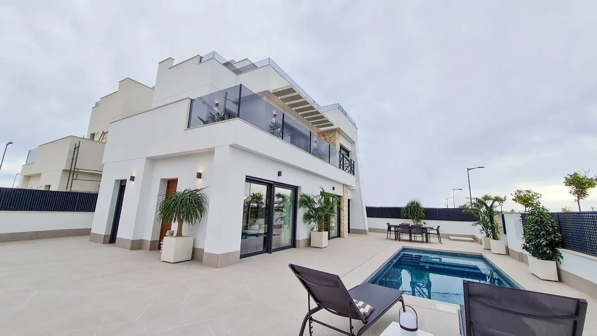 Villa avec piscine à vendre à Aviador  Miguel Galindo, imagen 7