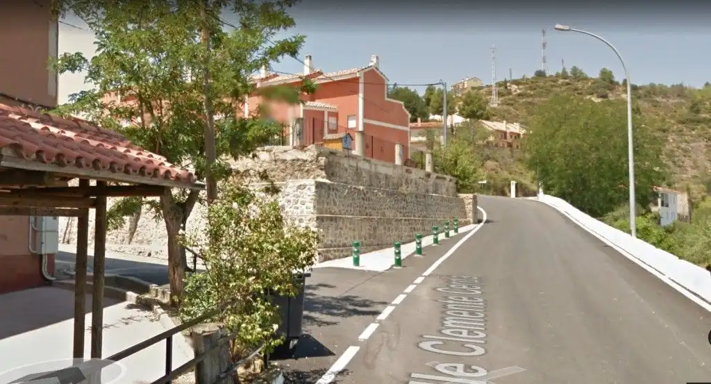Vista exterior de Casa adosada en venta en Toràs con Terraza, Trastero y Horno