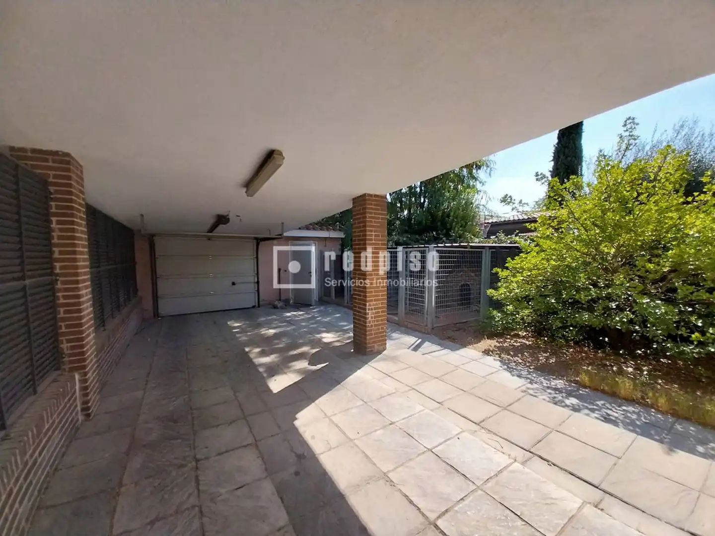 Villa con piscina in vendita a  Urbanizaciones, imagen 3