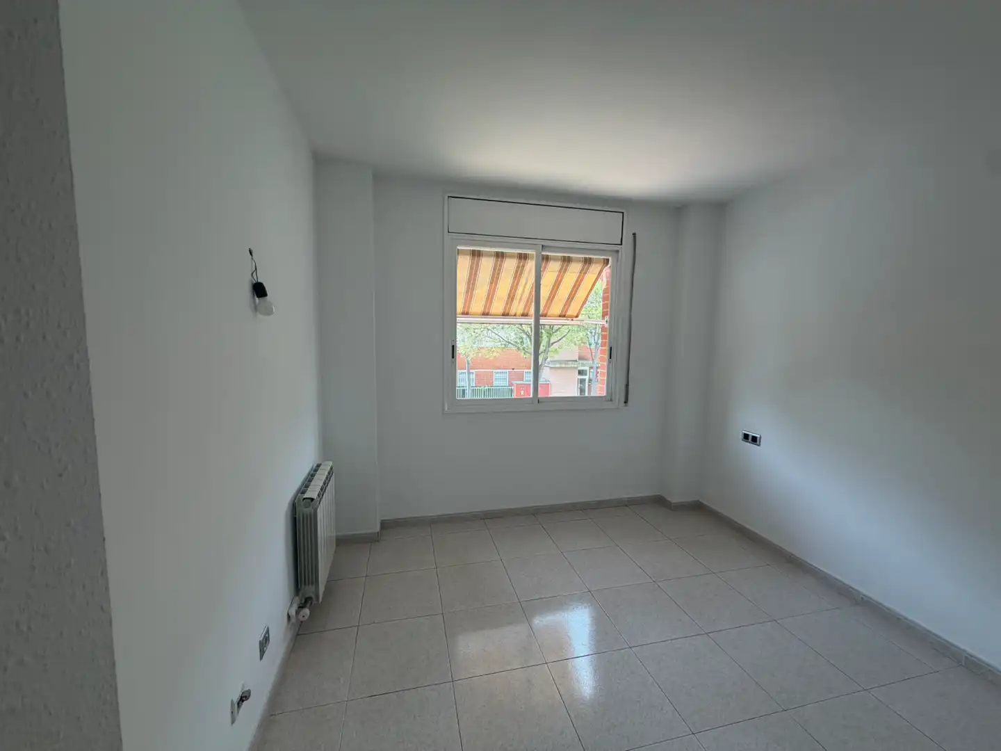 Bedroom of Flat for sale in Mollet del Vallès  with Heating and Balcony