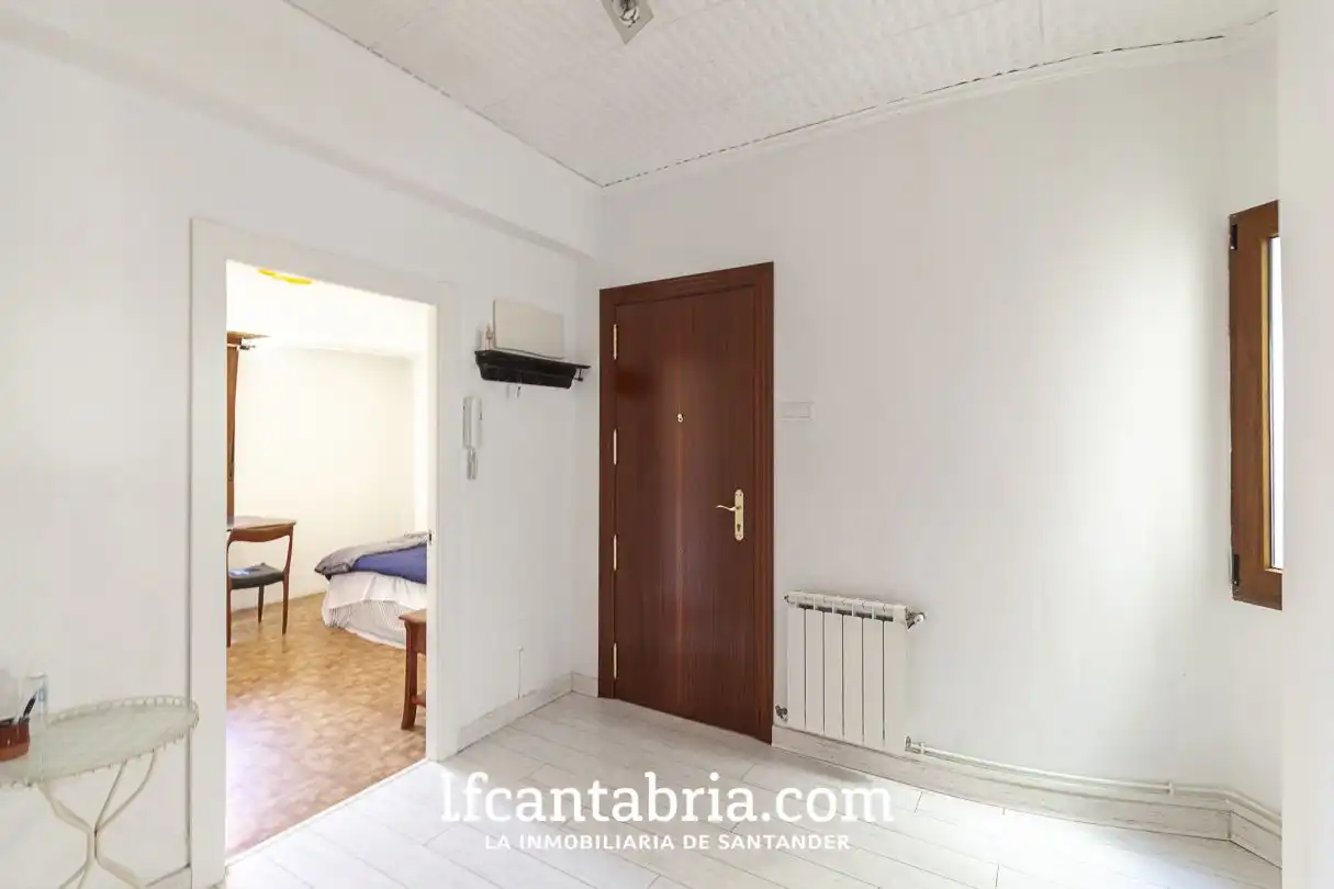 Schlafzimmer von Wohnung zum Verkauf in Santander mit Heizung und Parkett