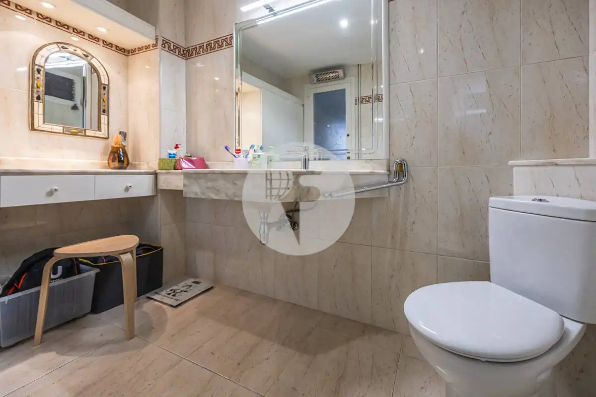 Baño de Casa o chalet en venta en Sabadell con Aire acondicionado, Calefacción y Terraza