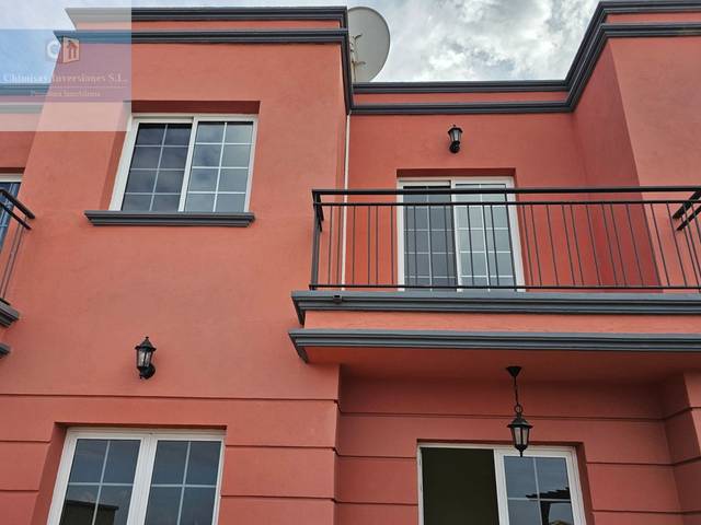 Casa adosada en Venta en Chayofa