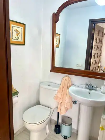 Badezimmer von Dachboden zum Verkauf in Mijas mit Terrasse